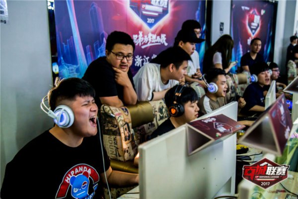 夺得欧洲各 夺得欧洲各